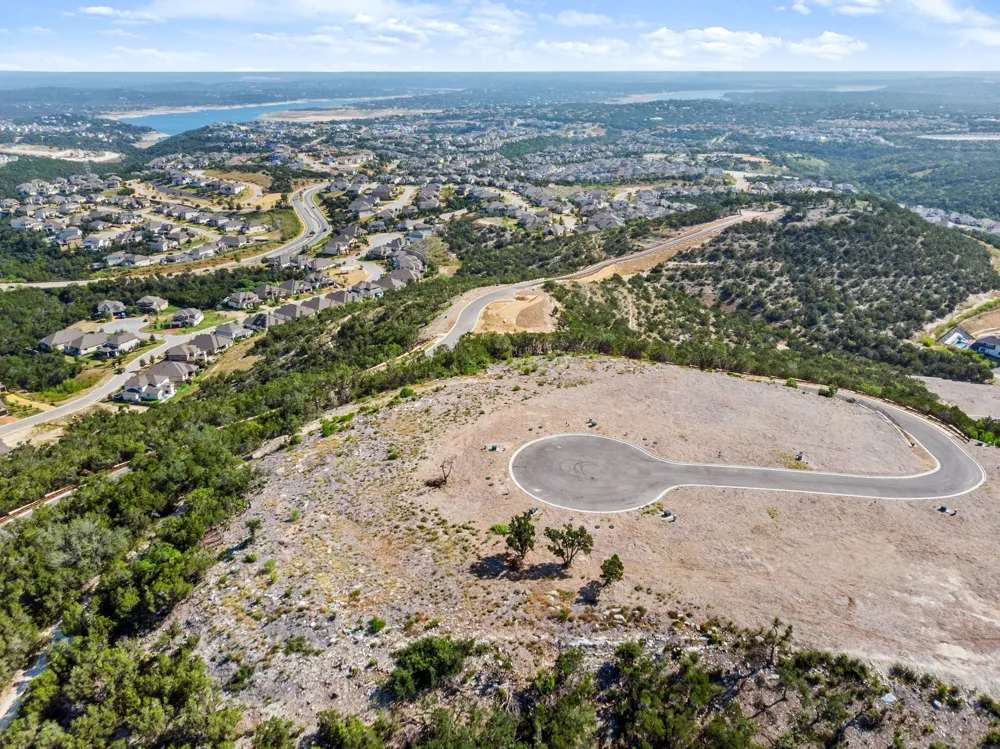106 Montana Del Oro Way Spicewood, TX 78669