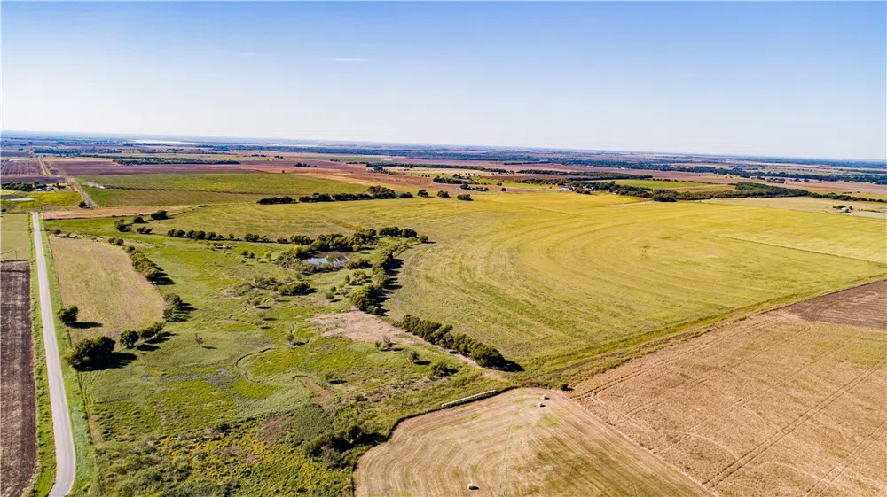 Fm 1063 Thrall, TX 76578