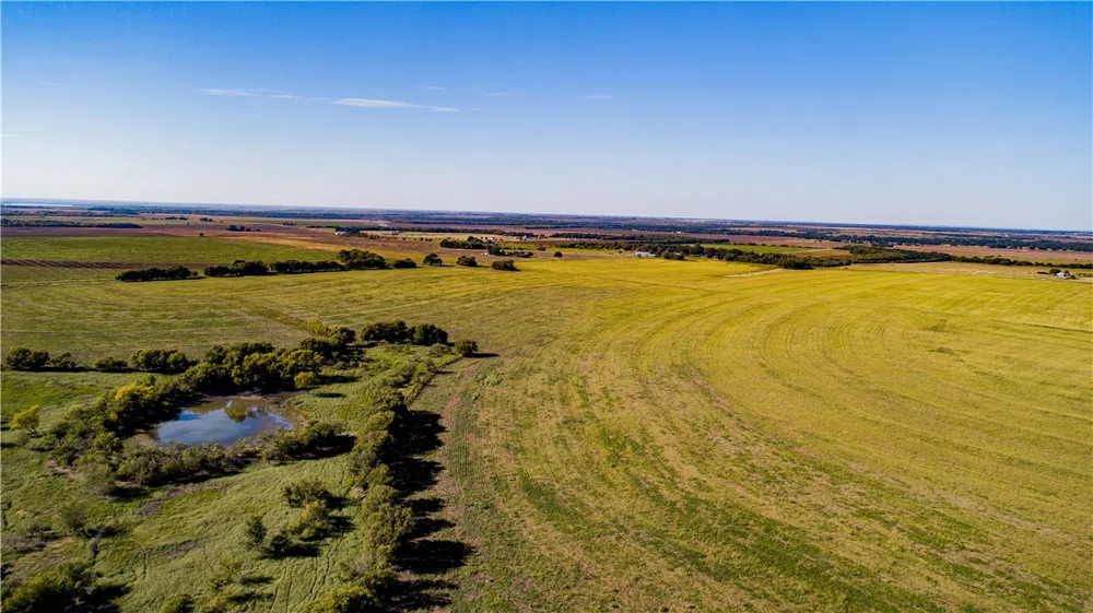 Fm 1063 Thrall, TX 76578