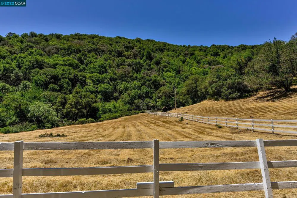 5433 Alhambra Valley Rd Martinez, CA 94553