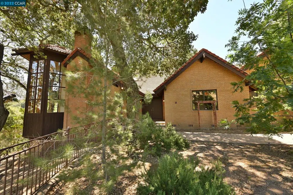 5433 Alhambra Valley Rd Martinez, CA 94553