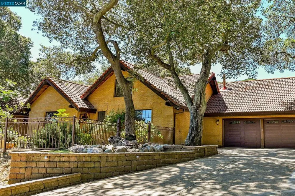 5433 Alhambra Valley Rd Martinez, CA 94553