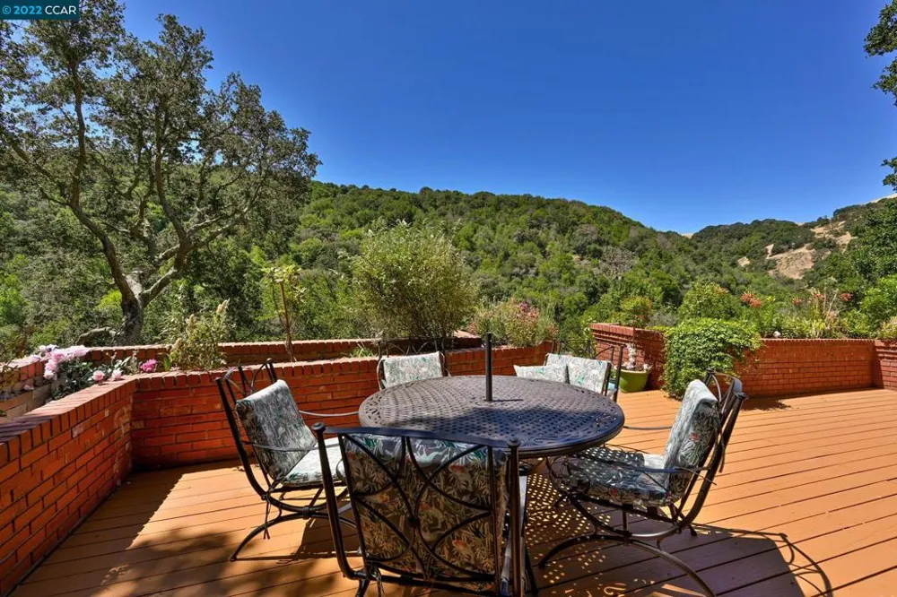 5433 Alhambra Valley Rd Martinez, CA 94553