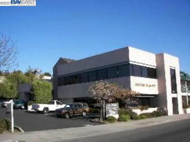 21550 FOOTHILL BLVD Hayward, CA 94541