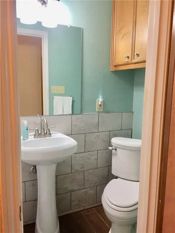 702 Blackwell Avenue #A Manchaca, TX 78652
