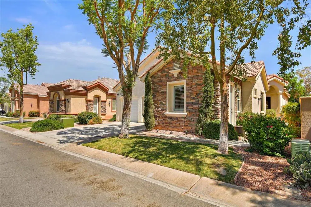 49580 Wayne Street Indio, CA 92201