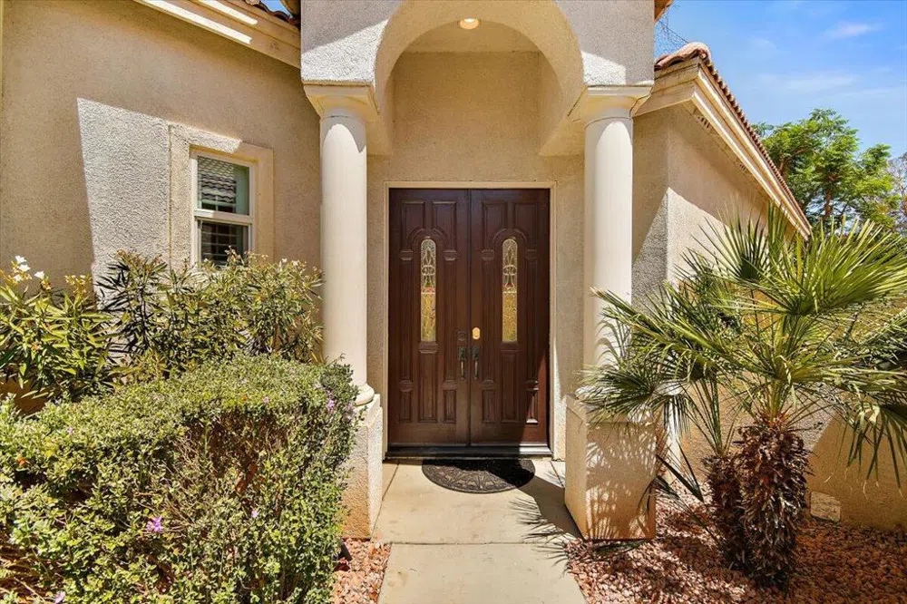 49580 Wayne Street Indio, CA 92201