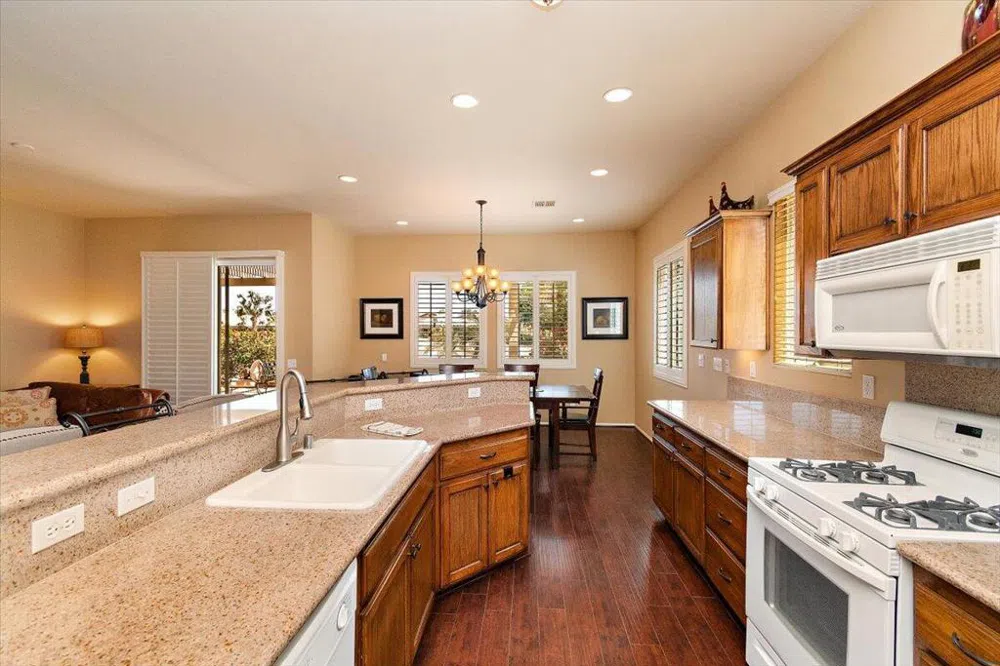 49580 Wayne Street Indio, CA 92201