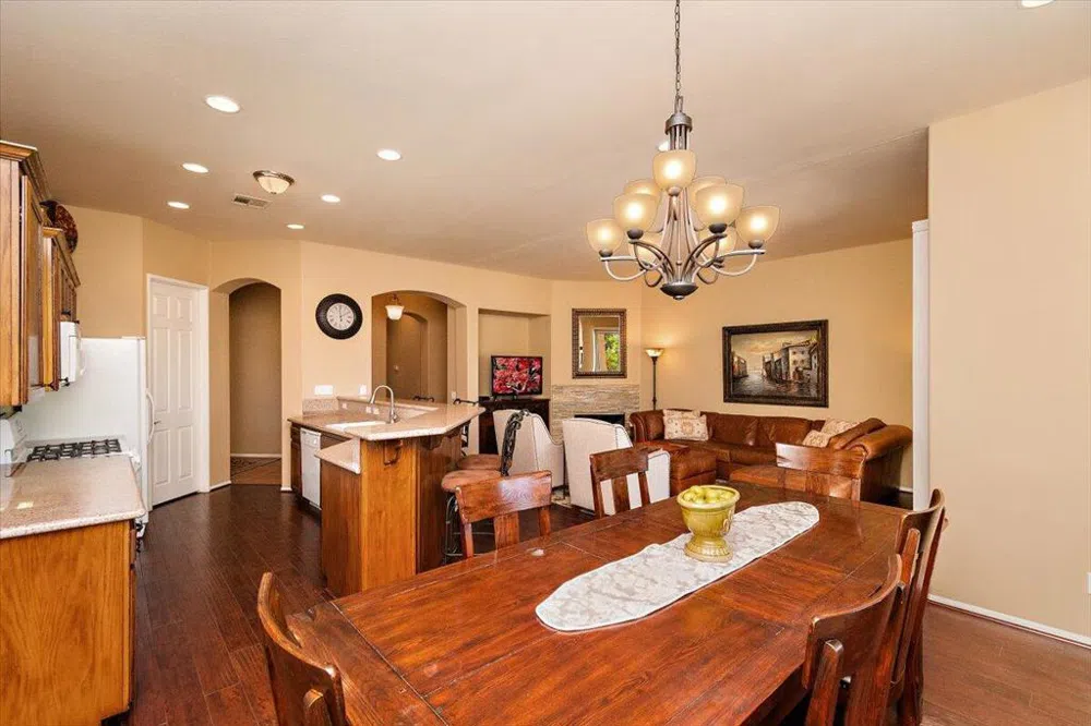 49580 Wayne Street Indio, CA 92201