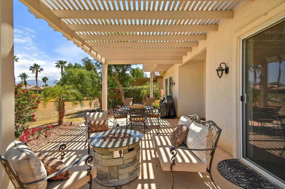 49580 Wayne Street Indio, CA 92201