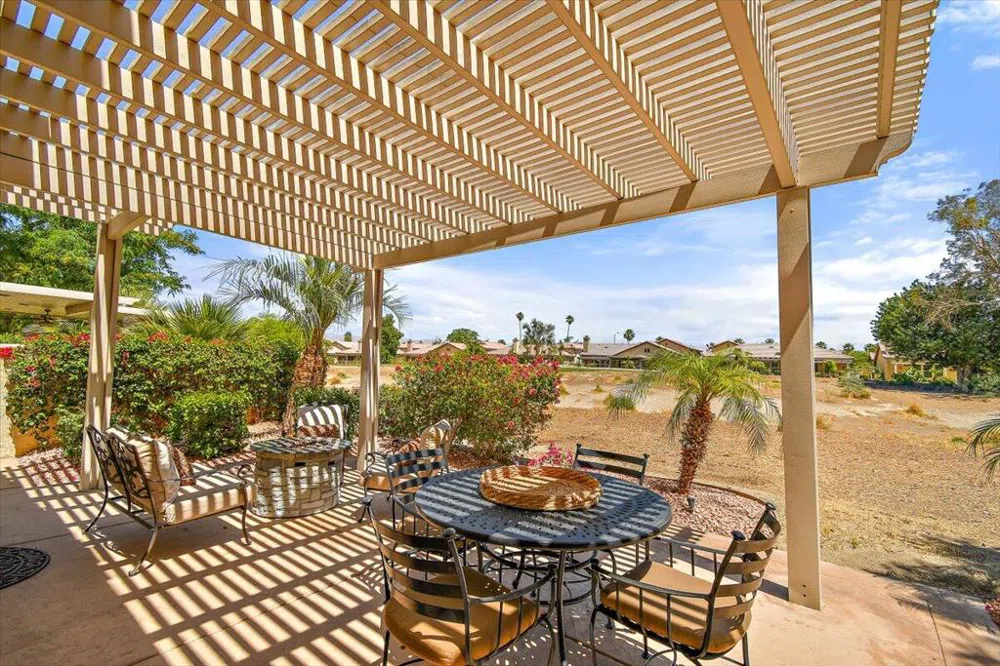 49580 Wayne Street Indio, CA 92201