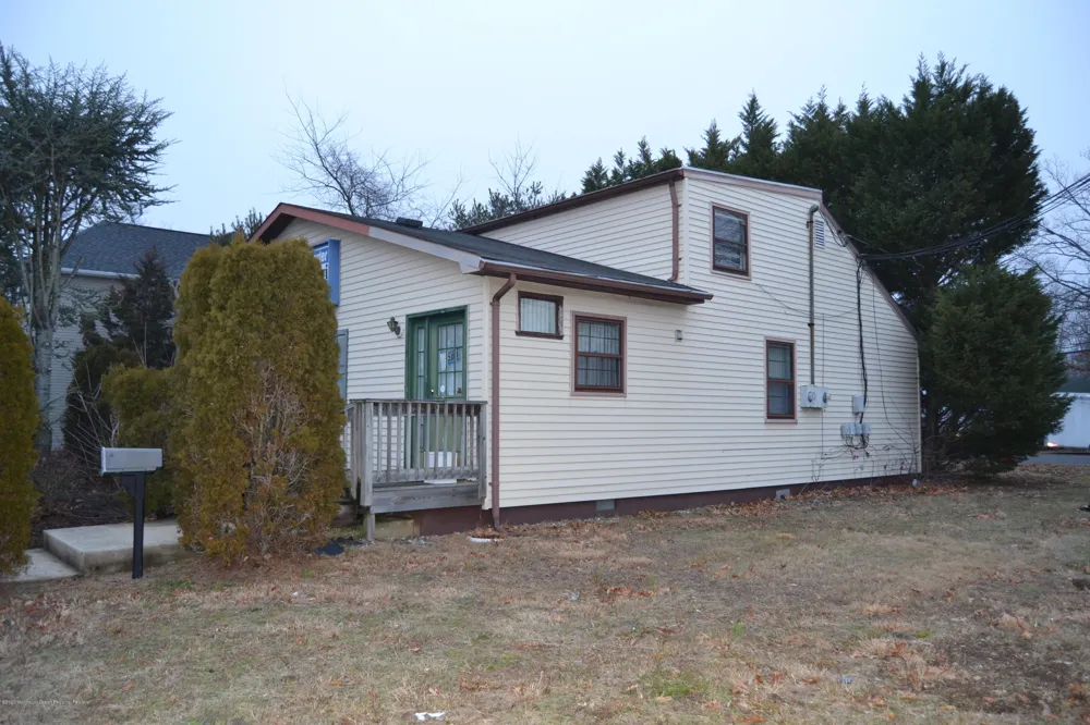 3701 Us Highway 9 Howell, NJ 07731