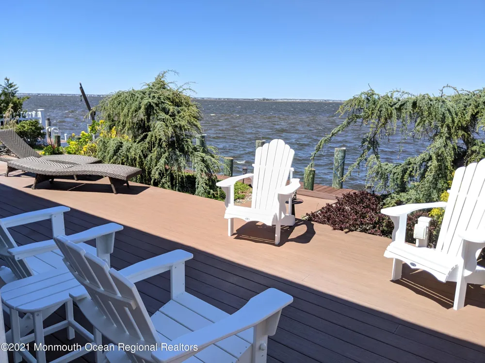 289 Monterey Circle Lavallette, NJ 08735