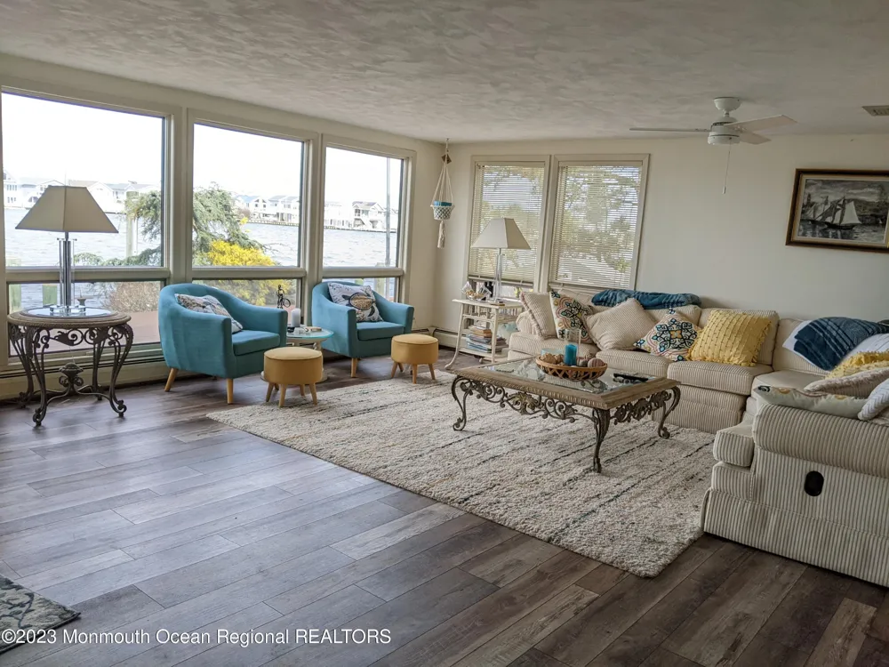 289 Monterey Circle Lavallette, NJ 08735