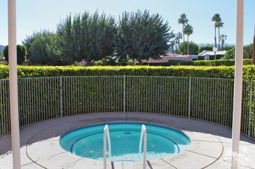 47128 El Menara Circle Palm Desert, CA 92260