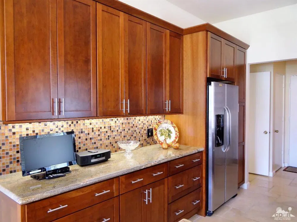 47128 El Menara Circle Palm Desert, CA 92260