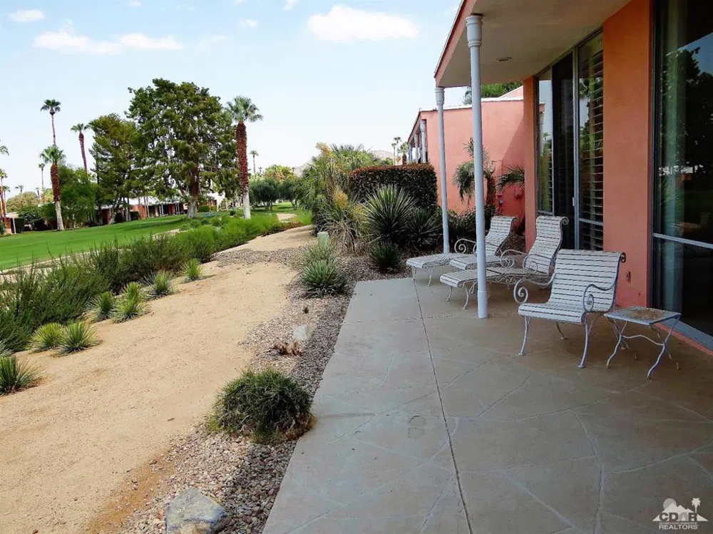 47128 El Menara Circle Palm Desert, CA 92260