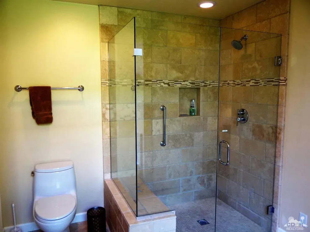 47128 El Menara Circle Palm Desert, CA 92260