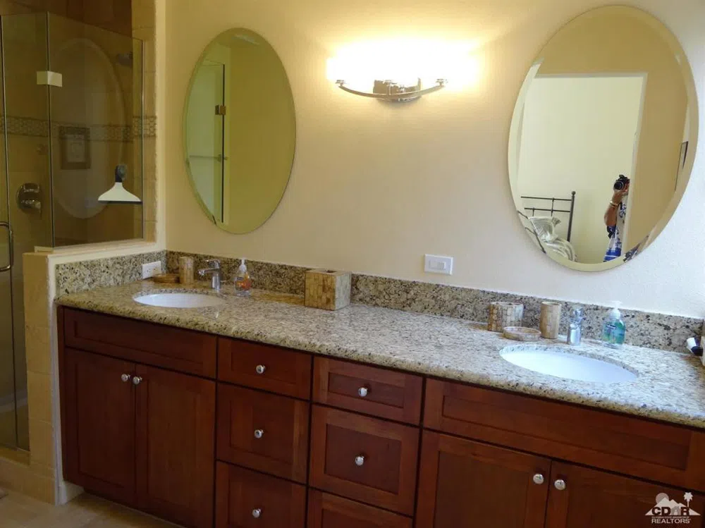 47128 El Menara Circle Palm Desert, CA 92260