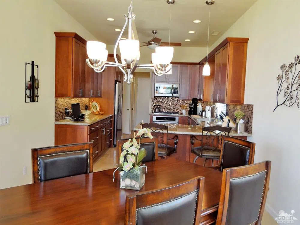 47128 El Menara Circle Palm Desert, CA 92260