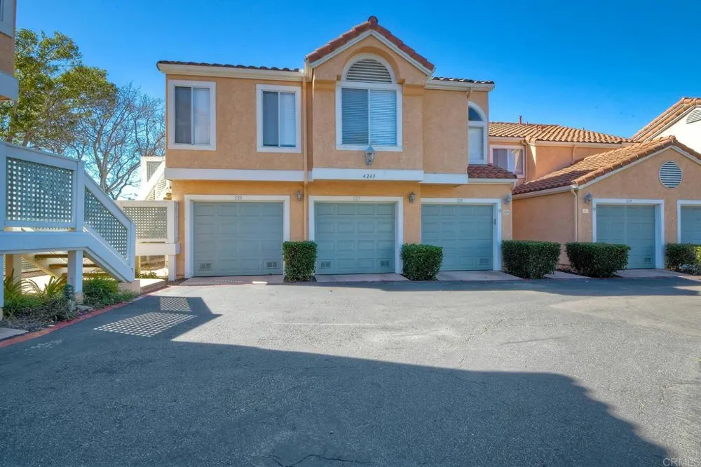 4243 Arroyo Vista Way #330 Oceanside, CA 92057
