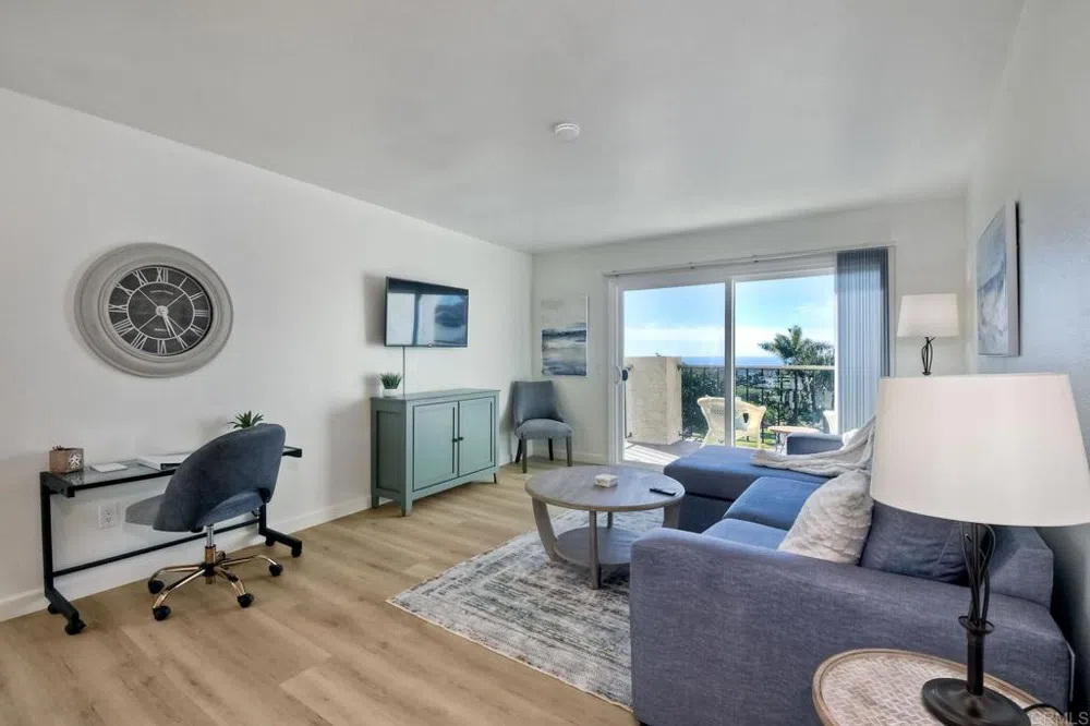 6675 Paseo Del Norte #B Carlsbad, CA 92011