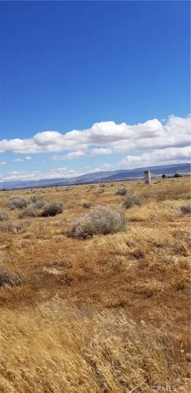 Vac/Vic Avenue F8/75 Stw Lancaster, CA 93536