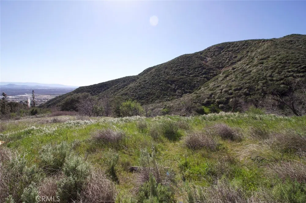 2210 Bailey Canyon Road Devore, CA 92407