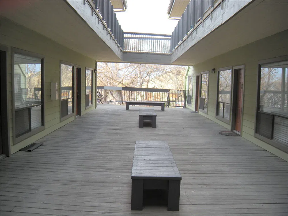908 Poplar Street #207 Austin, TX 78705