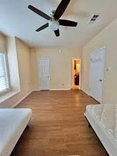 908 Poplar Street #207 Austin, TX 78705