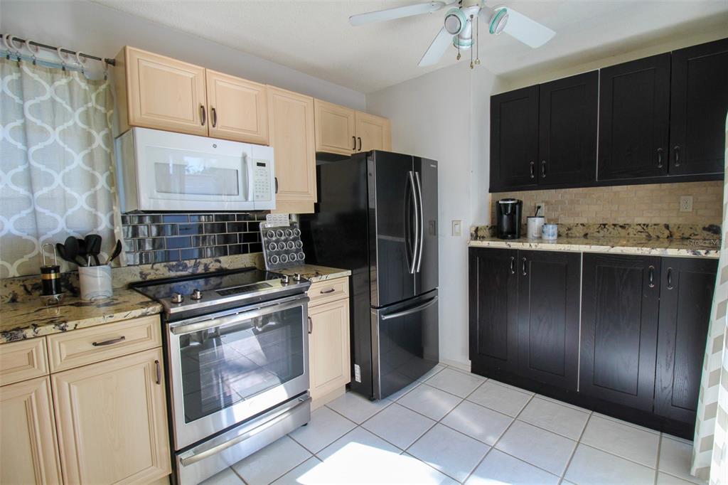 502 SANDERLING CIRCLE Bradenton, FL 34209