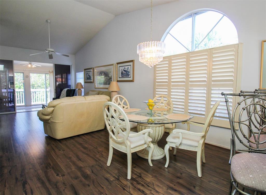 502 SANDERLING CIRCLE Bradenton, FL 34209