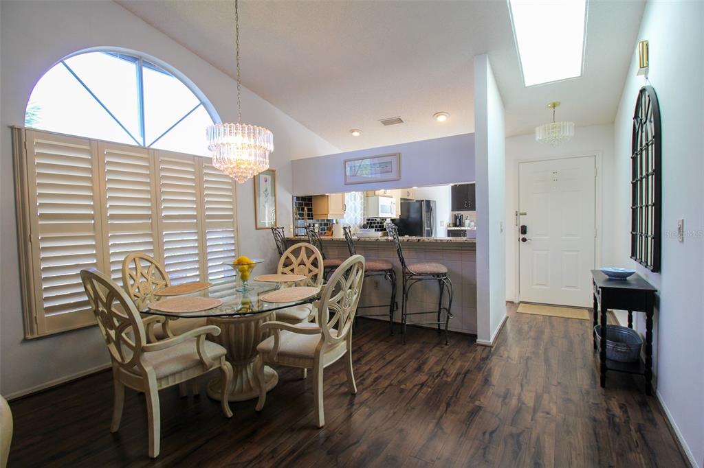 502 SANDERLING CIRCLE Bradenton, FL 34209