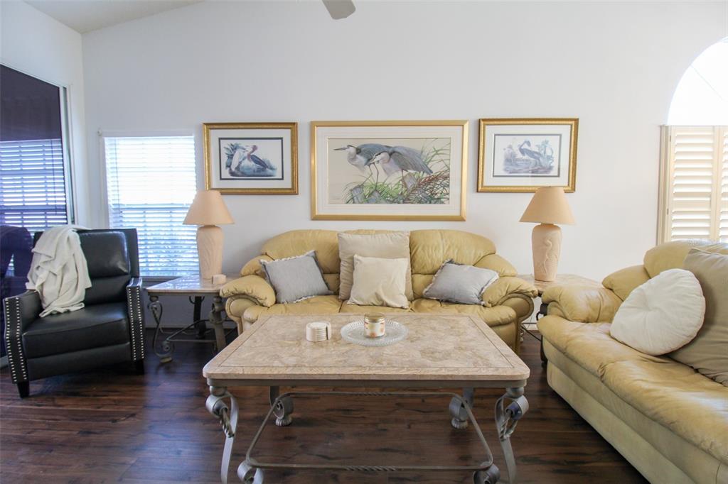 502 SANDERLING CIRCLE Bradenton, FL 34209