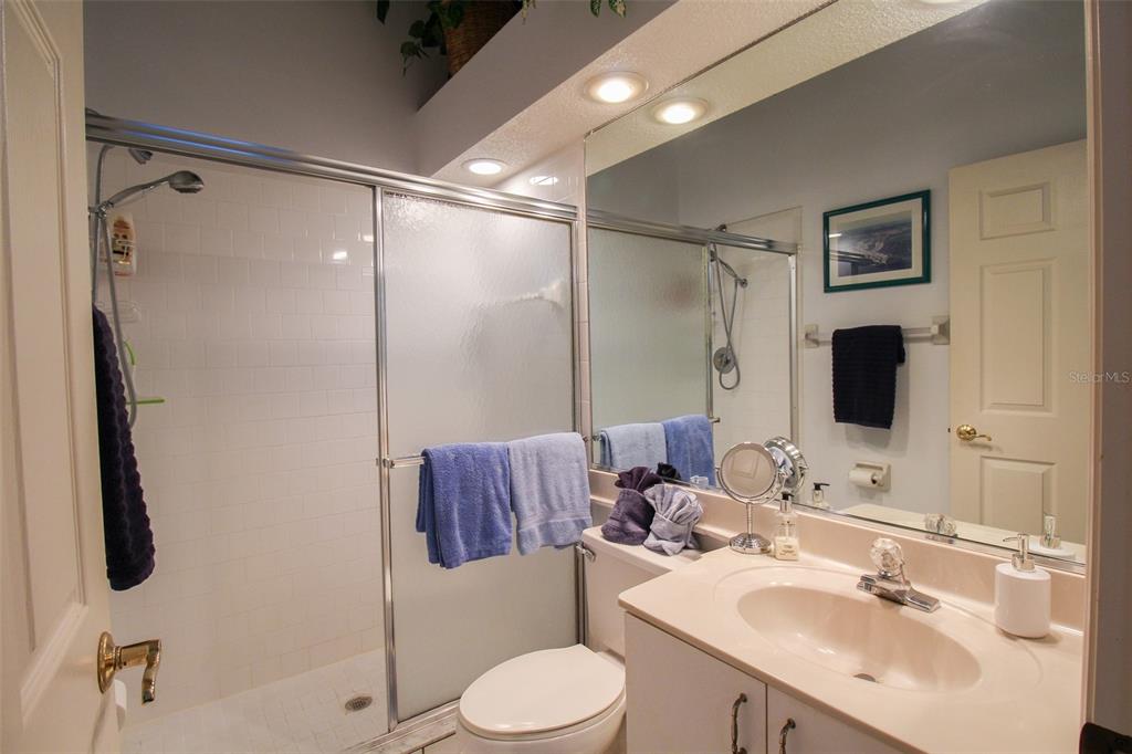 502 SANDERLING CIRCLE Bradenton, FL 34209
