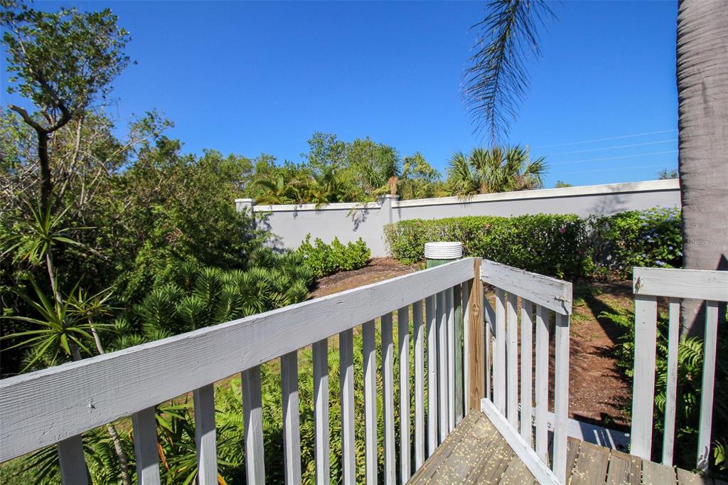 502 SANDERLING CIRCLE Bradenton, FL 34209