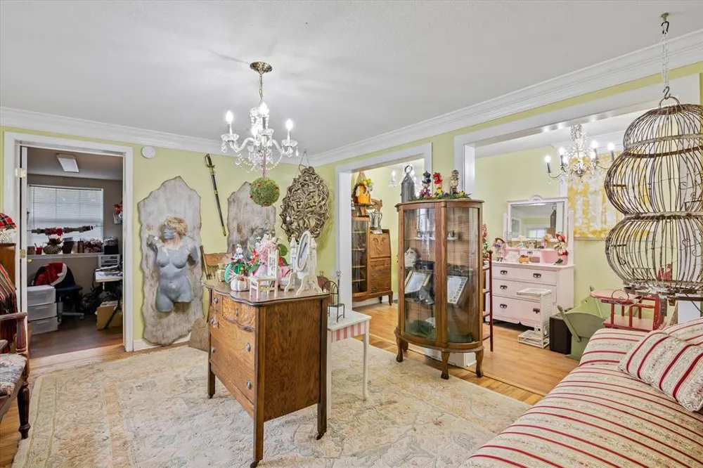 1301 Main Street Weatherford, TX 76086