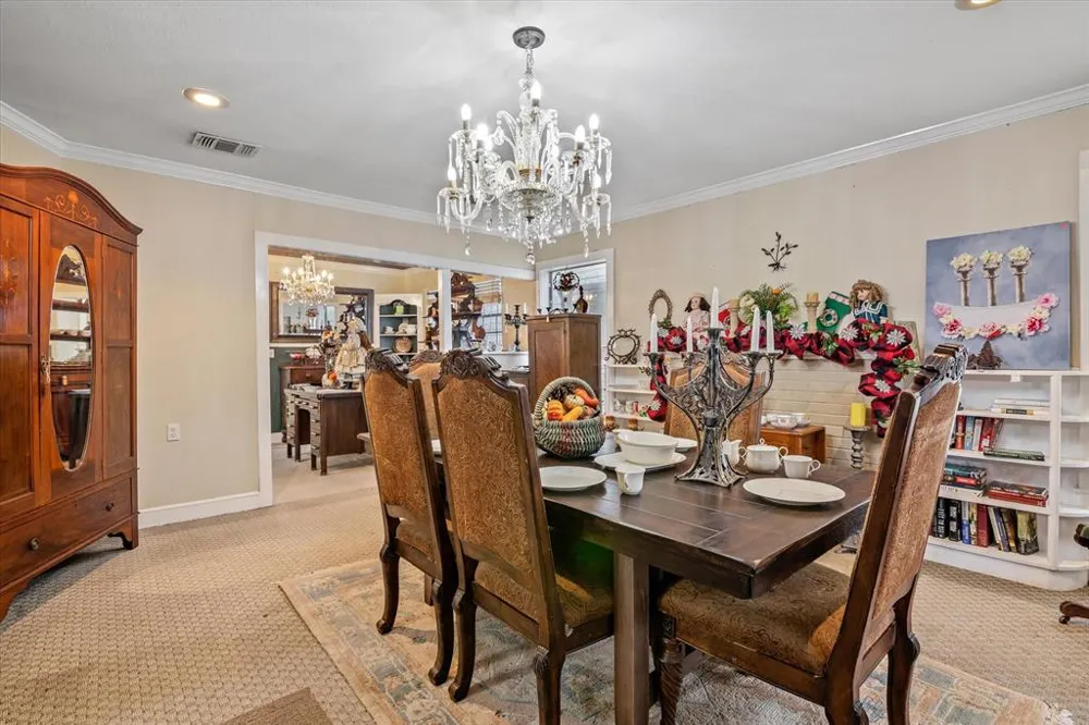 1301 Main Street Weatherford, TX 76086