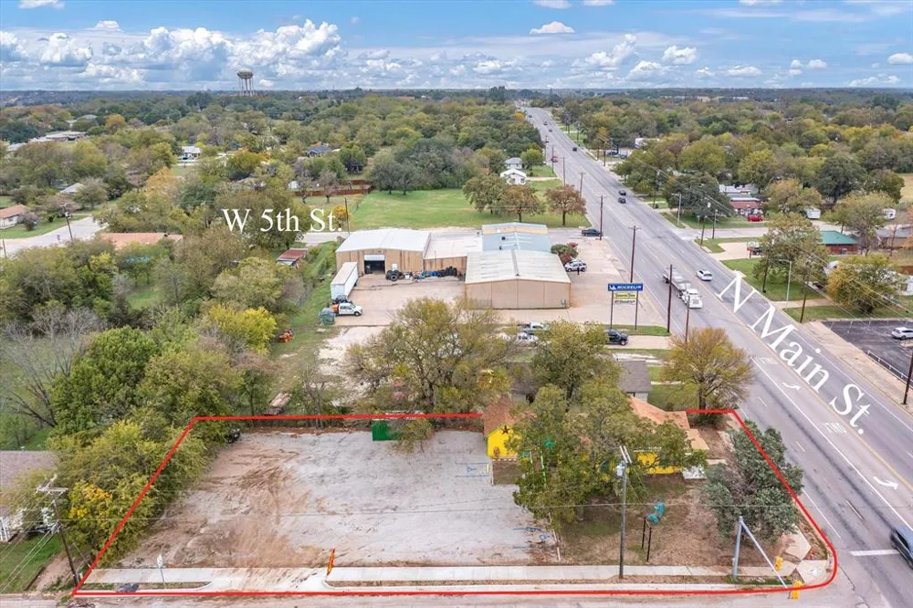 1301 Main Street Weatherford, TX 76086