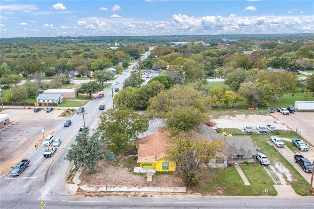 1301 Main Street Weatherford, TX 76086