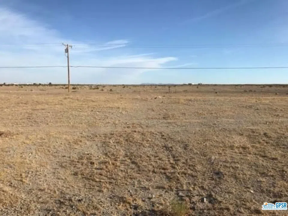 1429 Carpenter Avenue Salton City, CA 92275