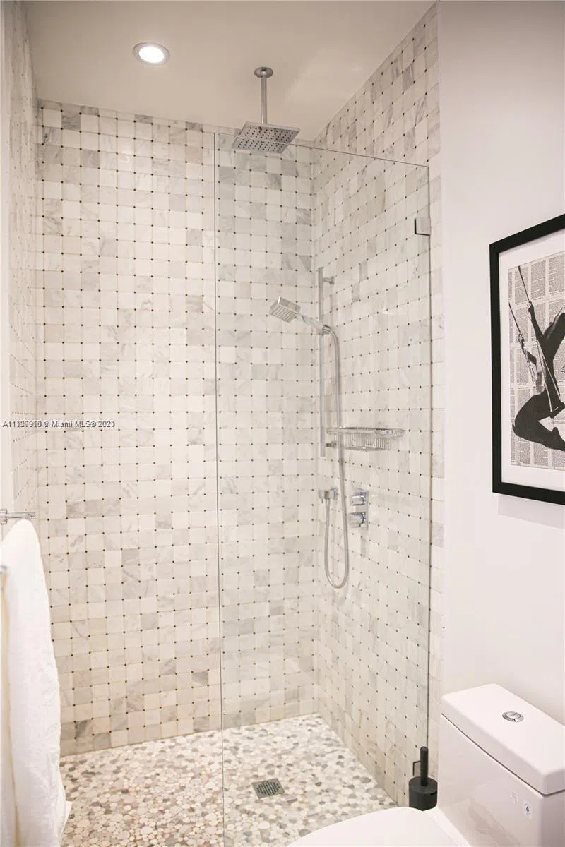100 Lincoln Rd #1643 Miami Beach, FL 33139