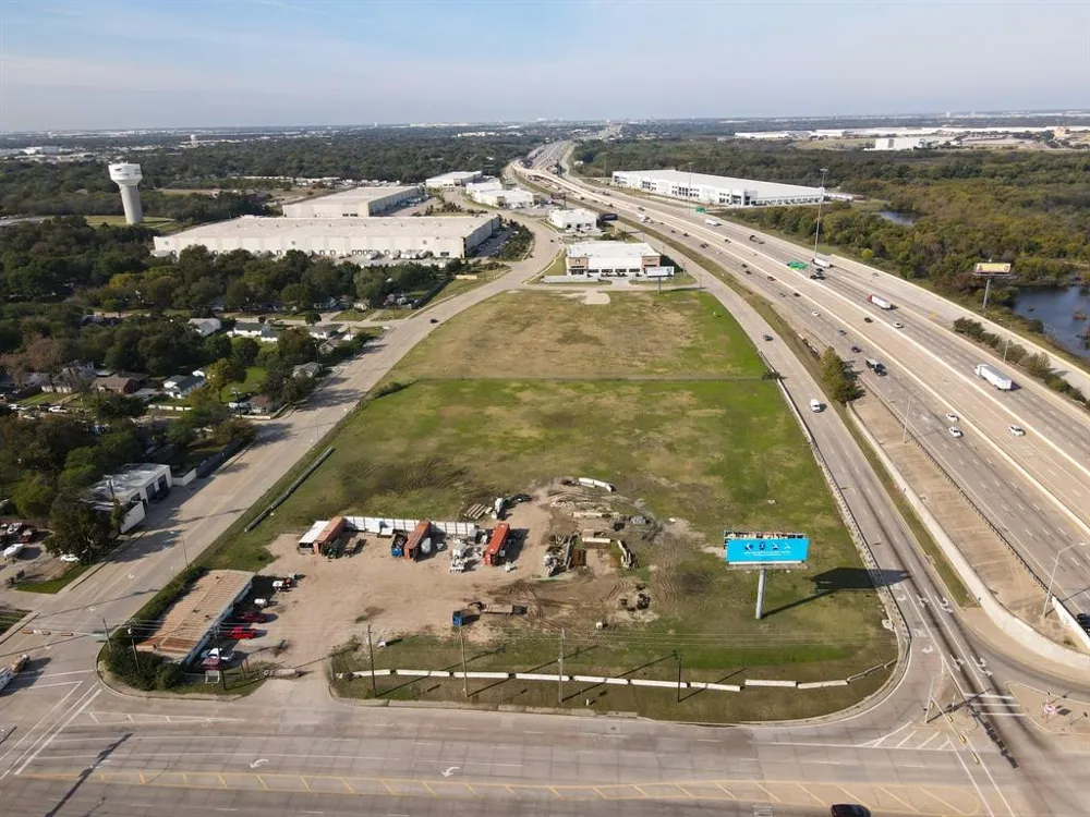 905 MacArthur Boulevard Grand Prairie, TX 75050