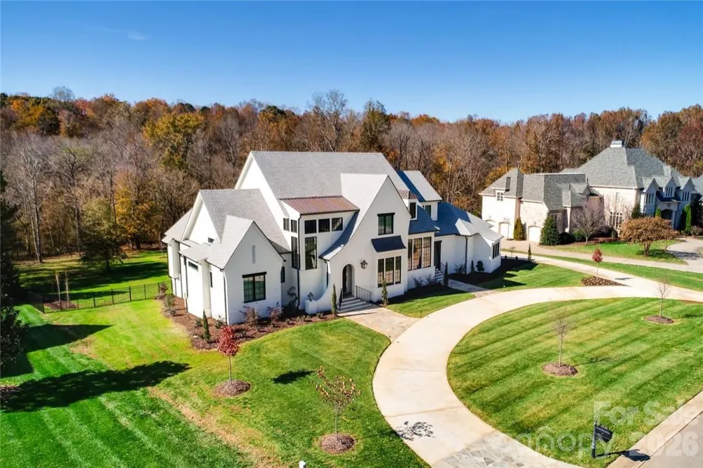 4012 Honey Tree Lane Kannapolis, NC 28027