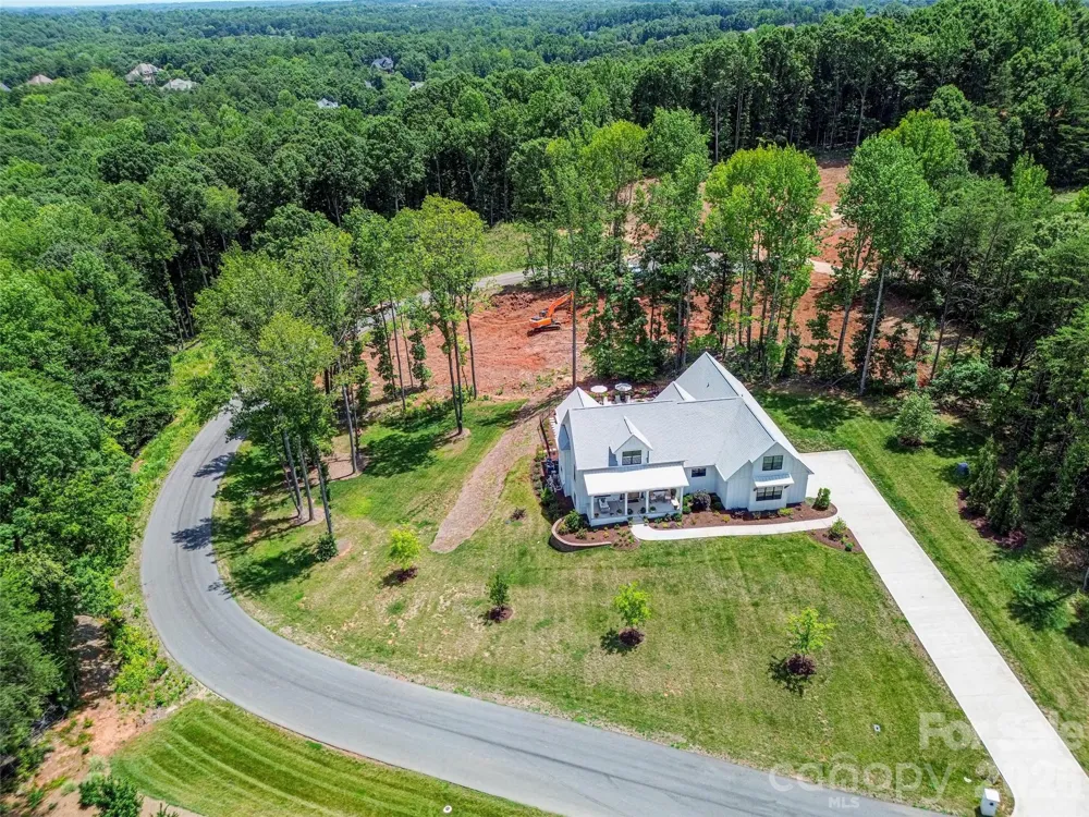 4012 Honey Tree Lane Kannapolis, NC 28027