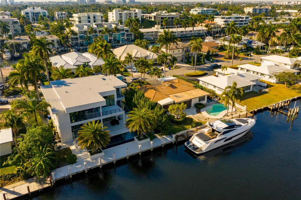 128 Fiesta Way Fort Lauderdale, FL 33301