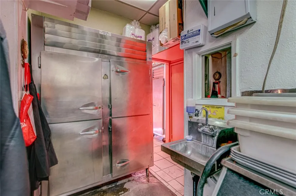 10820 beverly blvd Whittier, CA 90601