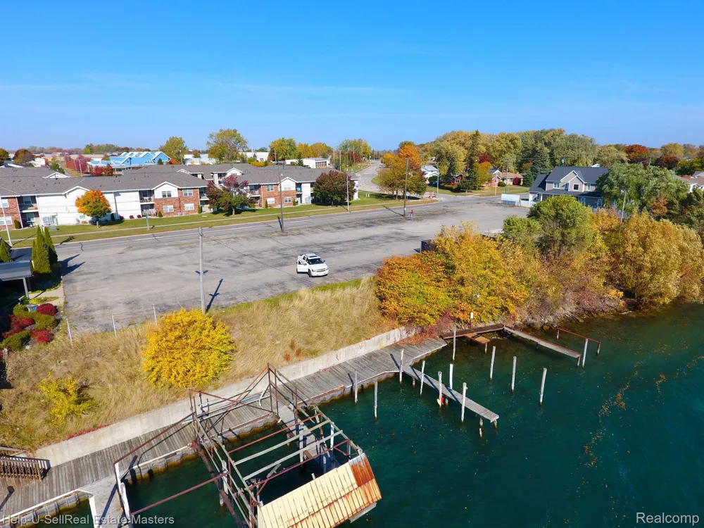 3136 MILITARY STREET Port Huron City, MI 48060