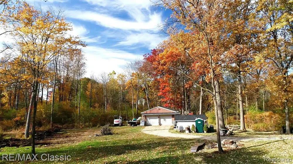 512 FERNHURST COURT Orion Charter Township, MI 48362
