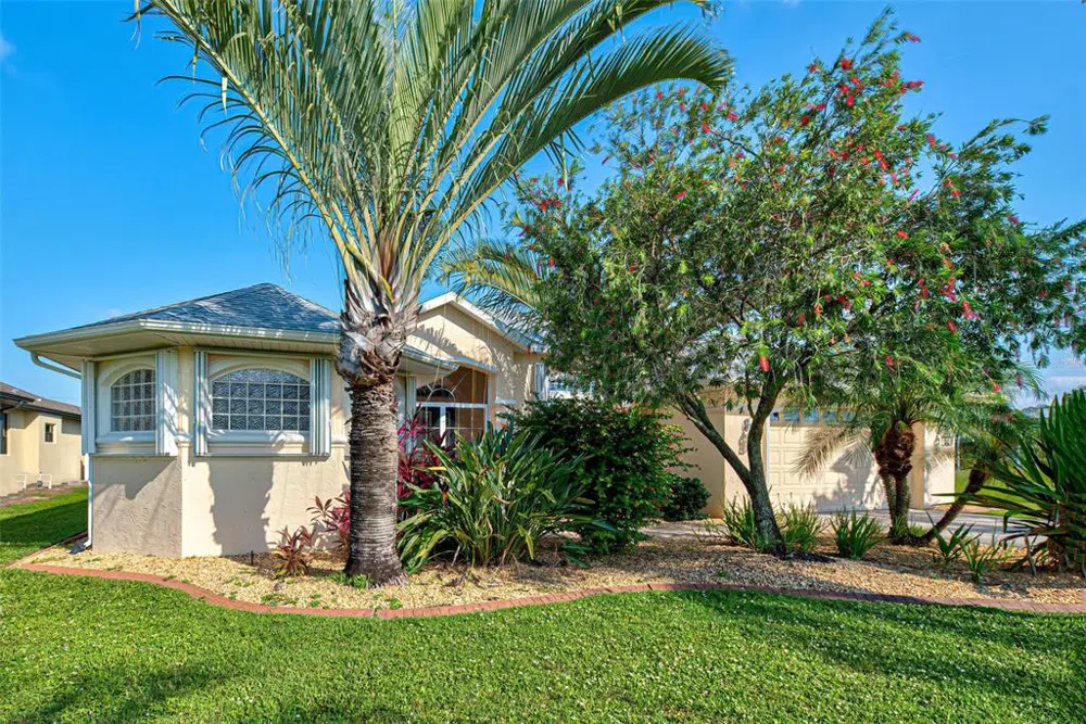 956 BOUNDARY BOULEVARD Rotonda West, FL 33947